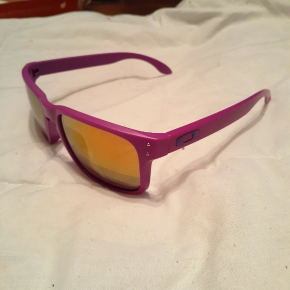 Accessories - Oakley Holbrook Sunglasses Pink W/ Purple